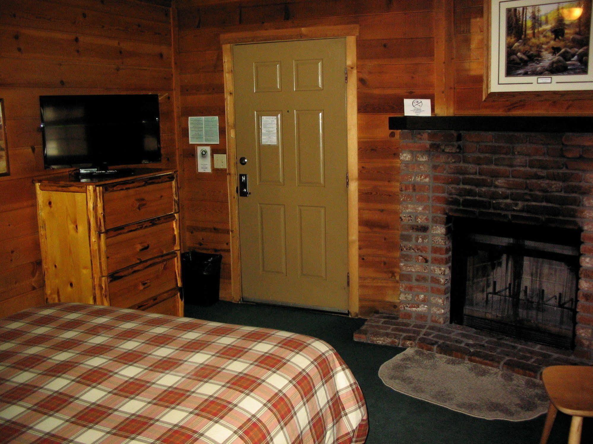 Cozy Hollow Lodge Big Bear Lake Exterior photo